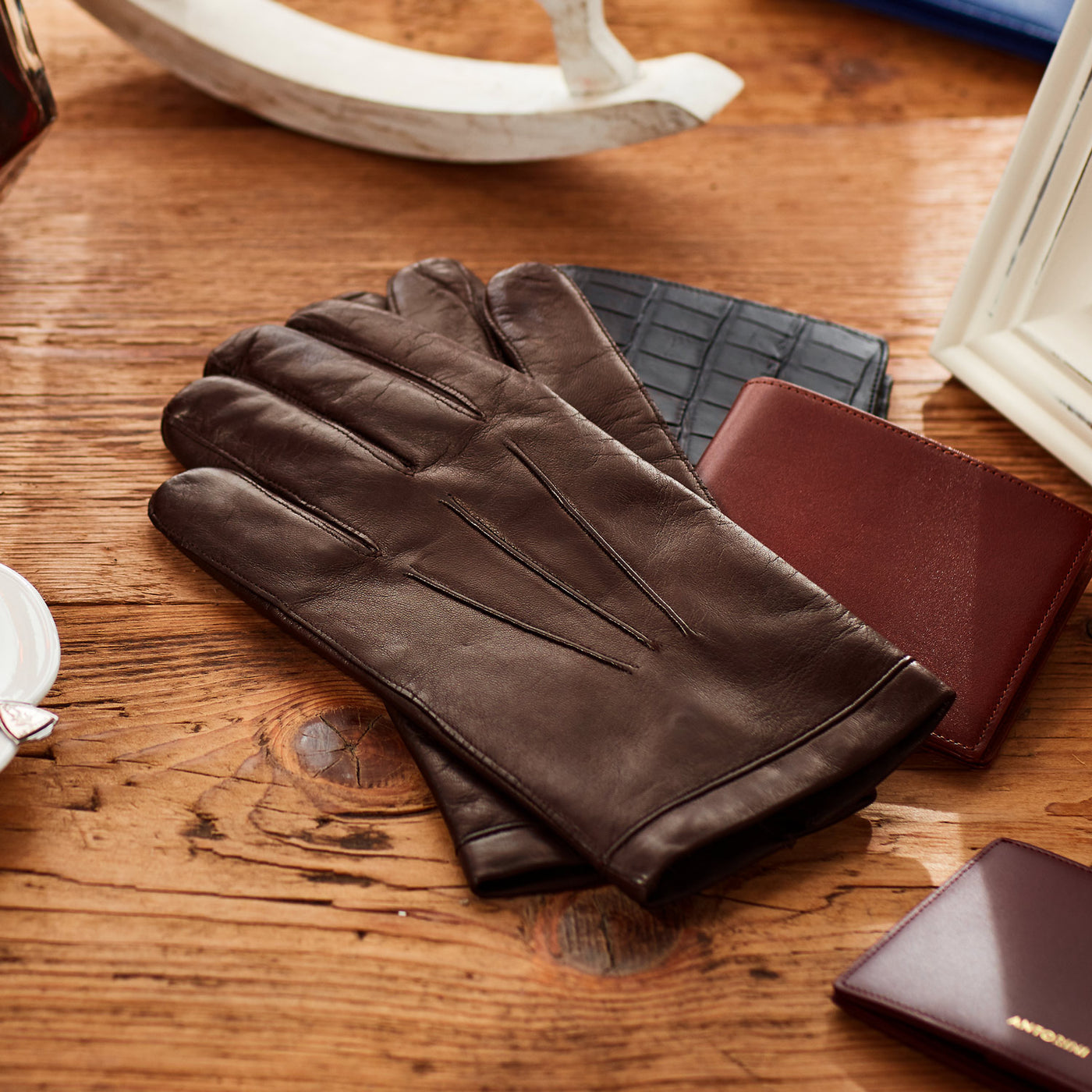 Men s Leather Gloves with Cashmere Lining in Brown ANTORINI